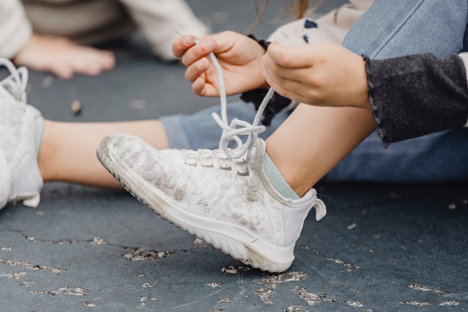  Schuhe passend zu lila Kleid